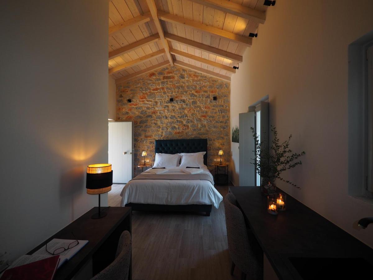 Terra Di Pietra Exclusive Suites & Apartments Areopoli Zewnętrze zdjęcie