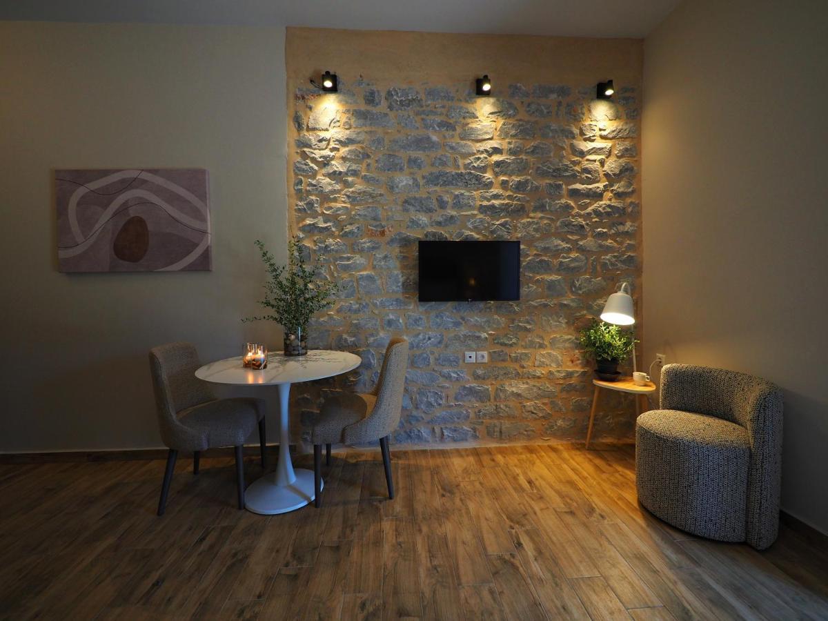 Terra Di Pietra Exclusive Suites & Apartments Areopoli Zewnętrze zdjęcie