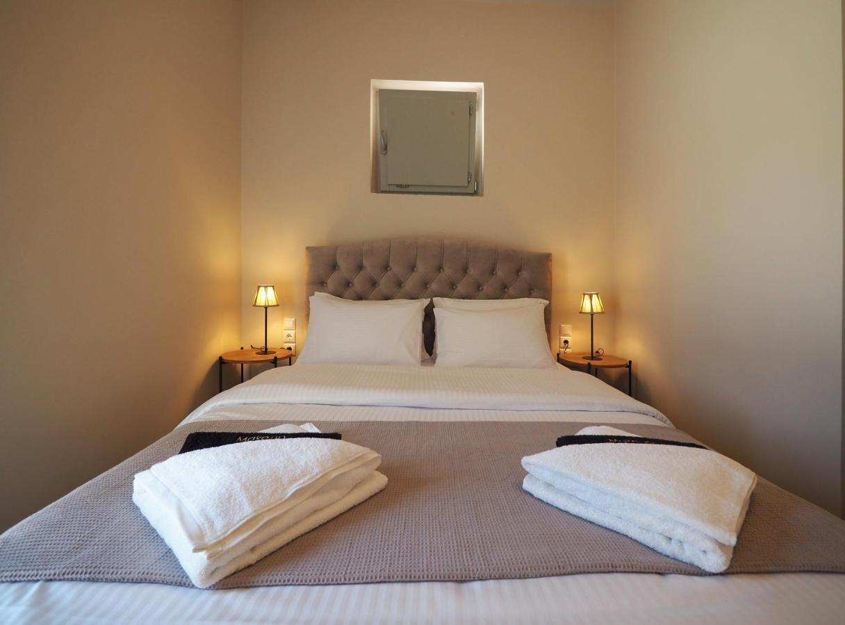Terra Di Pietra Exclusive Suites & Apartments Areopoli Zewnętrze zdjęcie