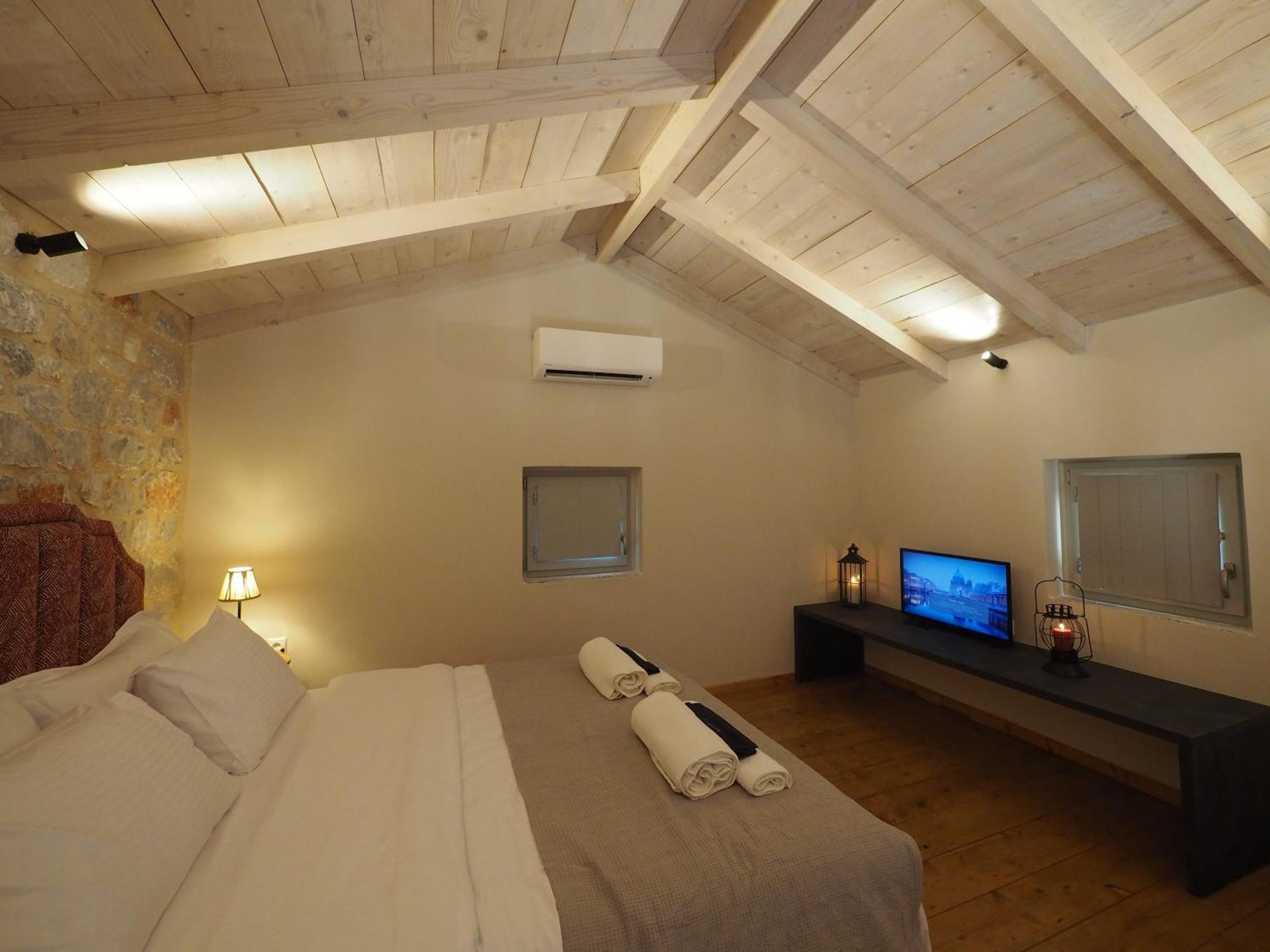 Terra Di Pietra Exclusive Suites & Apartments Areopoli Zewnętrze zdjęcie