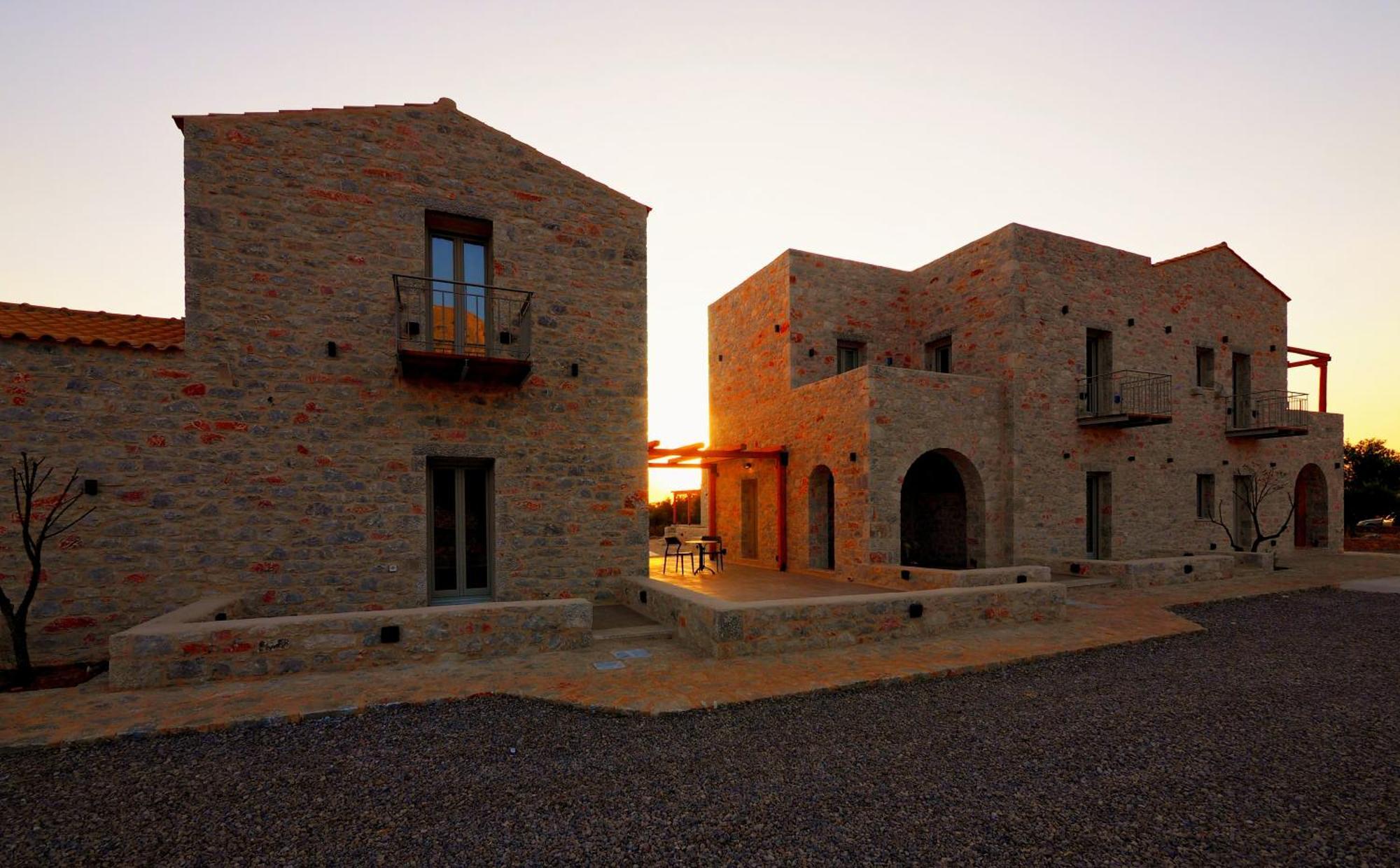 Terra Di Pietra Exclusive Suites & Apartments Areopoli Zewnętrze zdjęcie