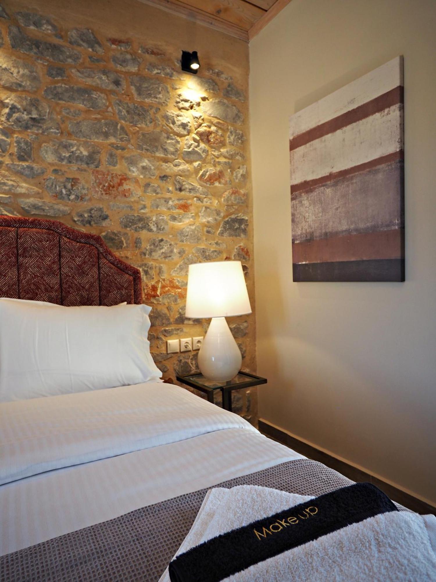 Terra Di Pietra Exclusive Suites & Apartments Areopoli Zewnętrze zdjęcie
