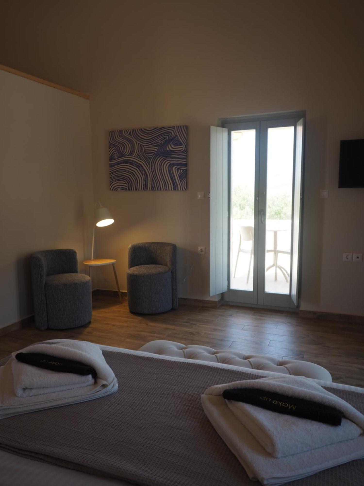 Terra Di Pietra Exclusive Suites & Apartments Areopoli Zewnętrze zdjęcie