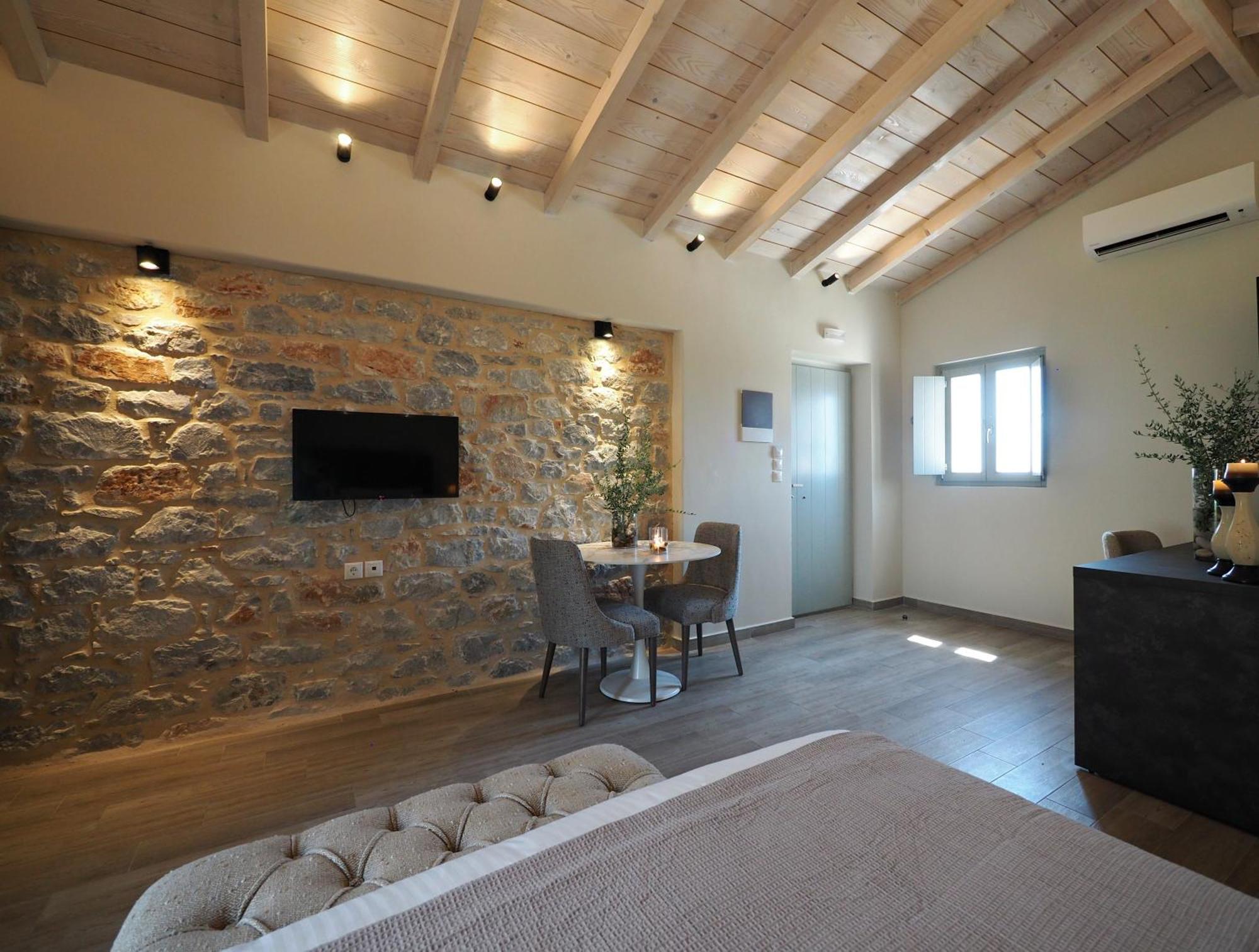 Terra Di Pietra Exclusive Suites & Apartments Areopoli Zewnętrze zdjęcie