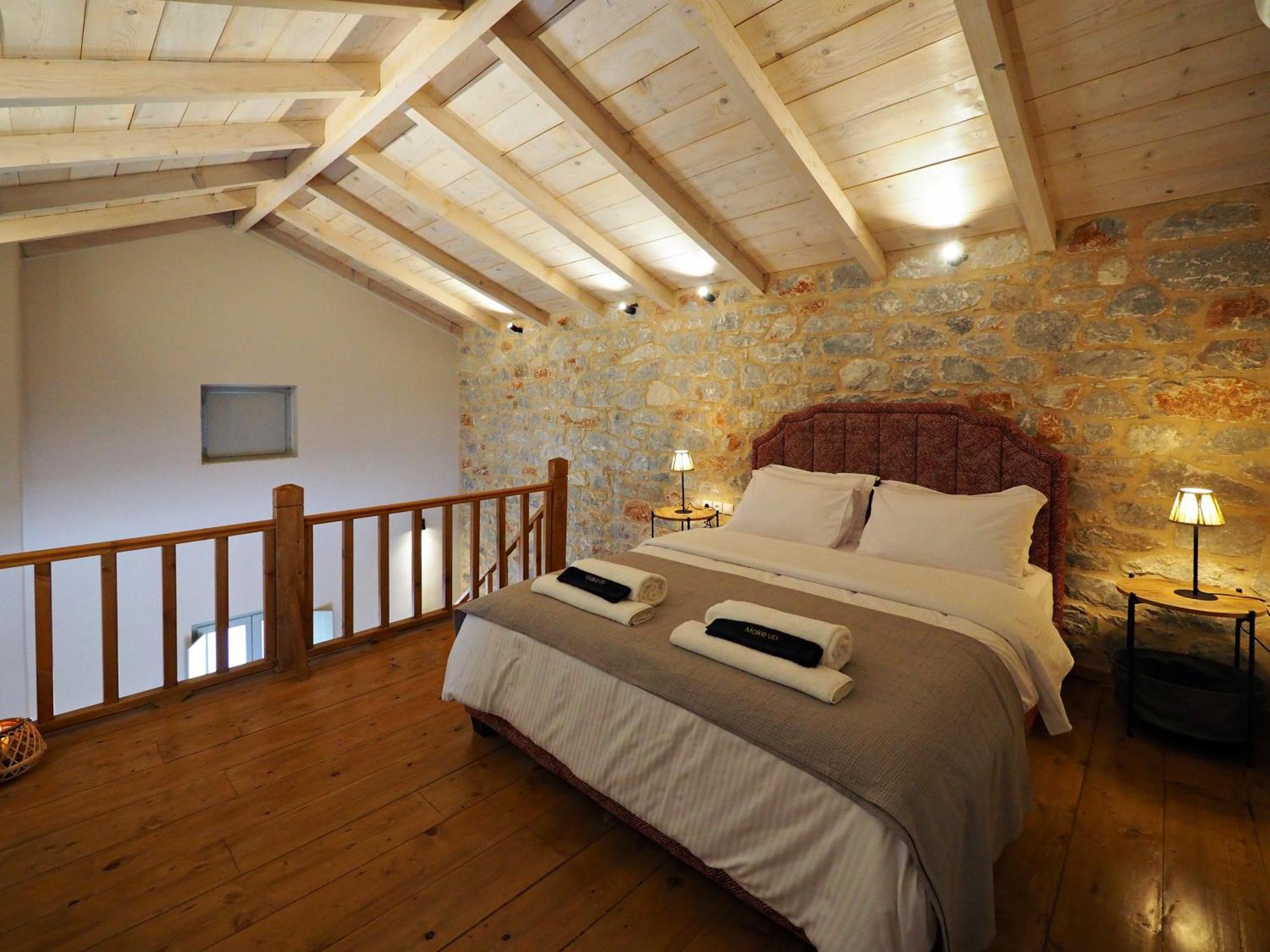 Terra Di Pietra Exclusive Suites & Apartments Areopoli Zewnętrze zdjęcie